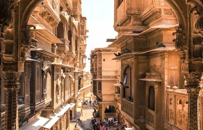 Amritsar to Jaipur Taxi