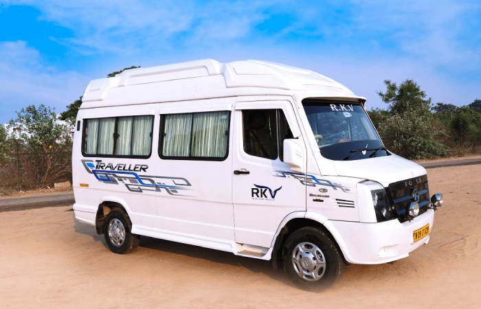 15 Seater Tempo Traveller