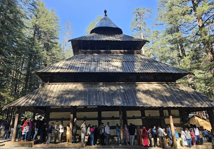 Amritsar to Manali Taxi