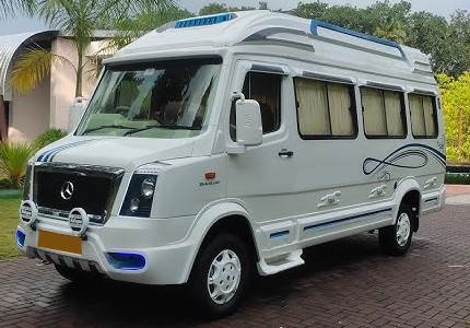 17 Seater Tempo Traveller